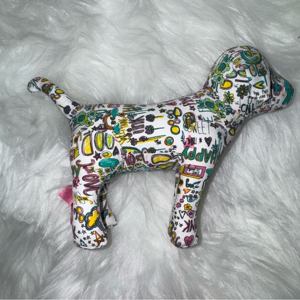 Victorias Secret Rare 2000s NWOT HTF Mini Dog Grafitti